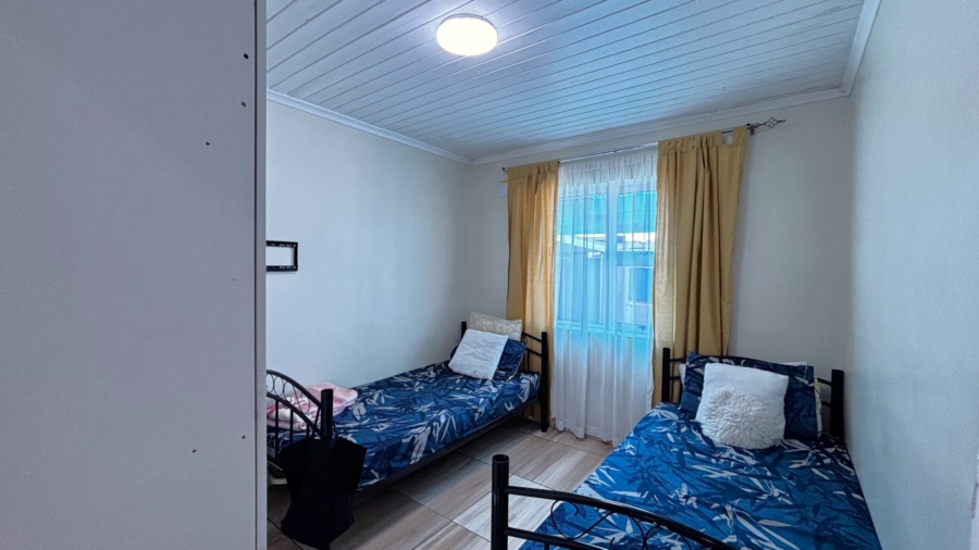 3 Bedroom Property for Sale in Hanover Park Western Cape
